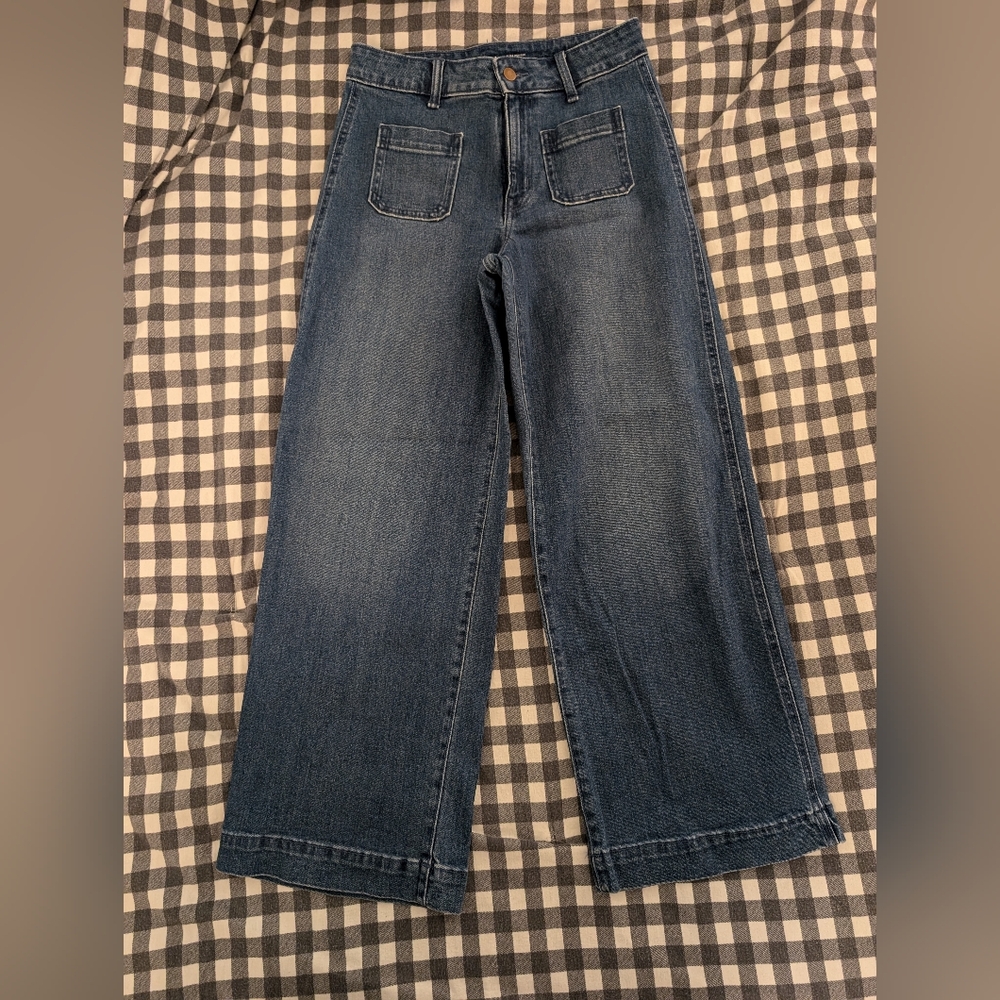NWOT Old Navy wide leg blue jeans